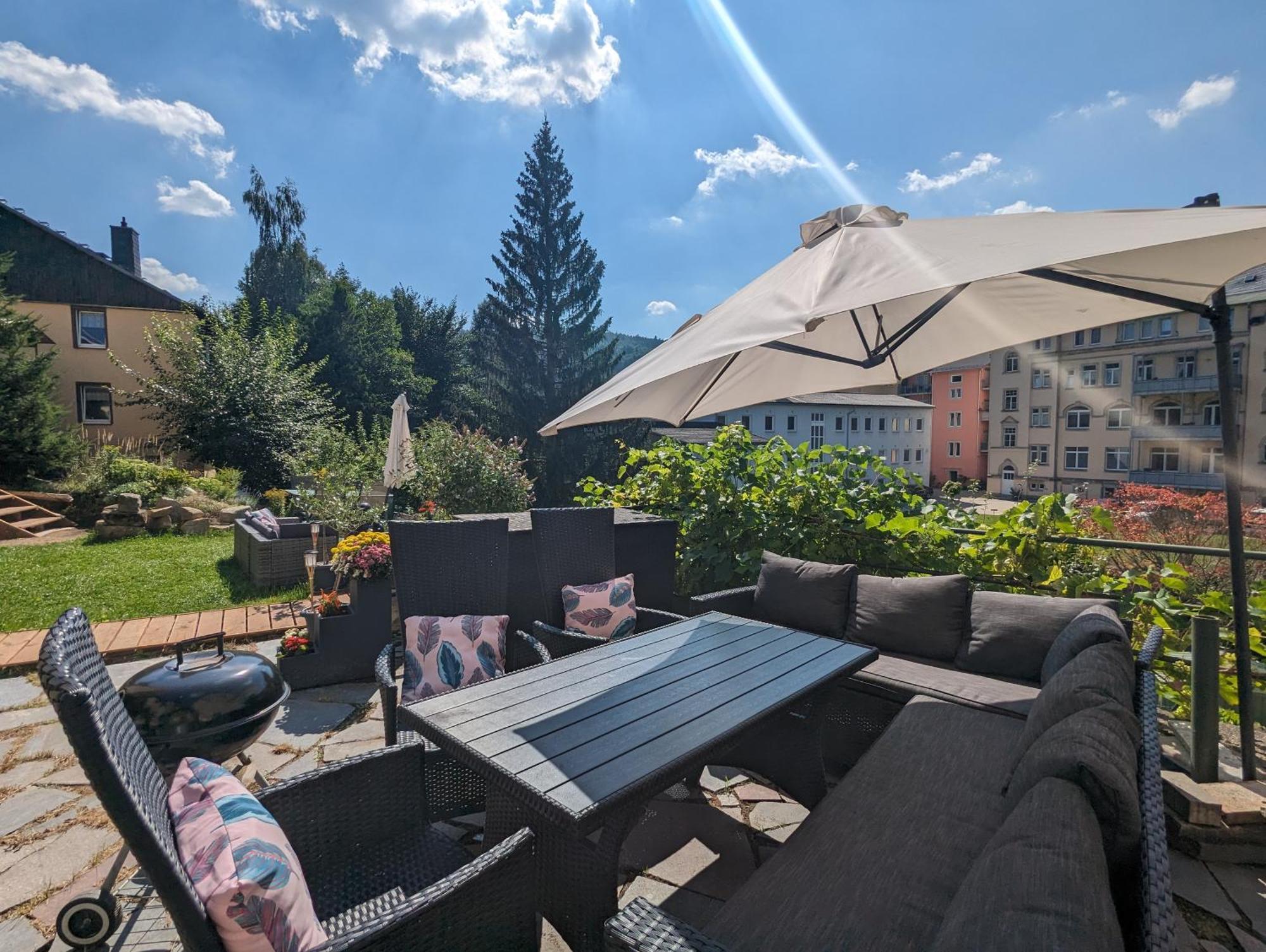 Hw3 - Urlaubsmagie - Helle, Grosse Wohnung Mit Pool Sebnitz Exterior photo